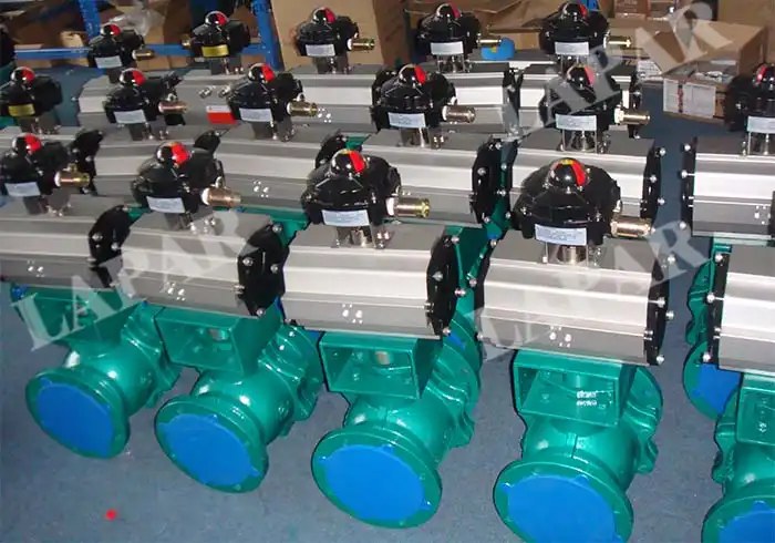 Chi tiết van bi lót Teflon Lapar LPA19 gắn bộ truyền động khí nén