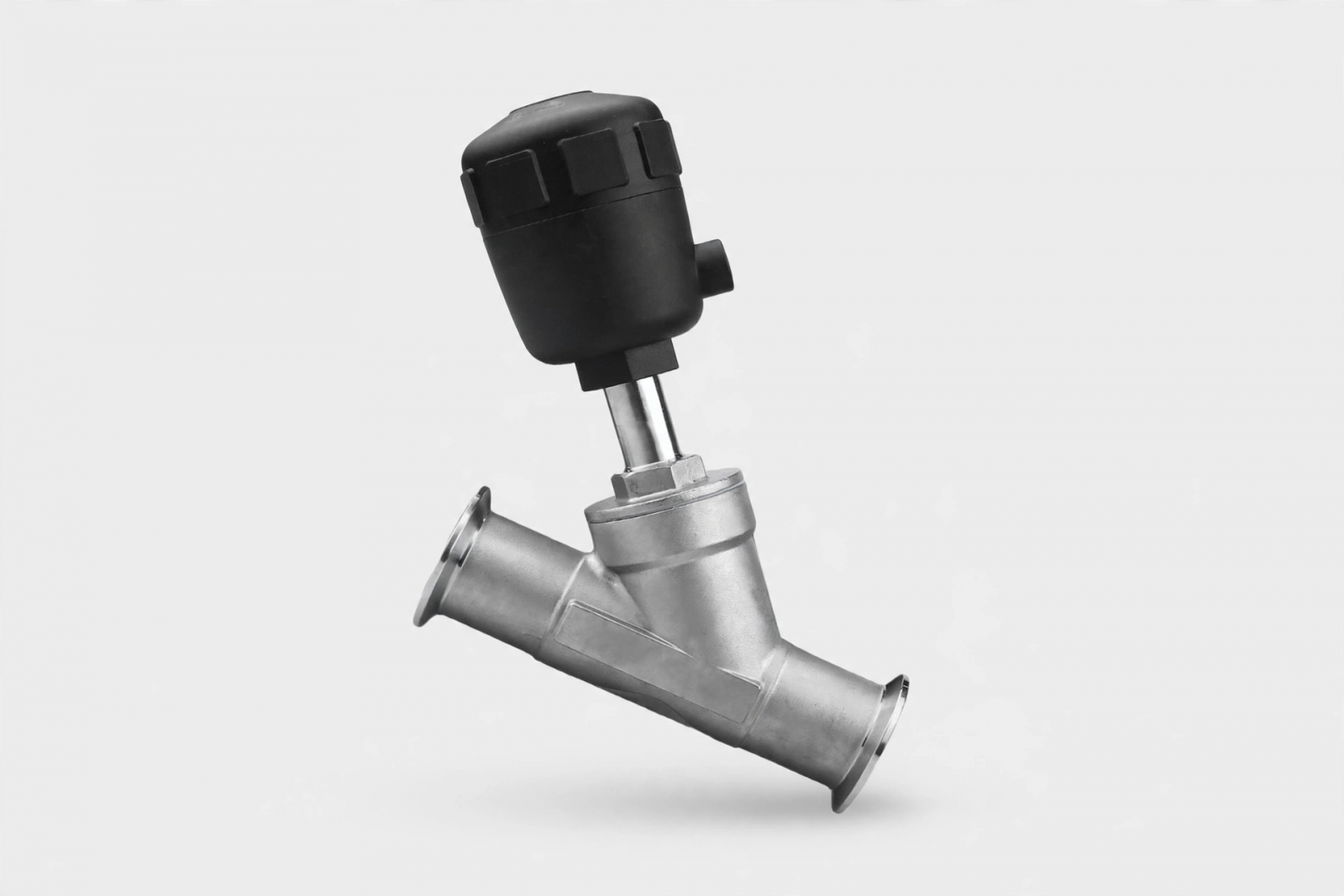 Chi tiết van góc Burkert Type 2000 với bộ truyền động khí nén CLASSIC